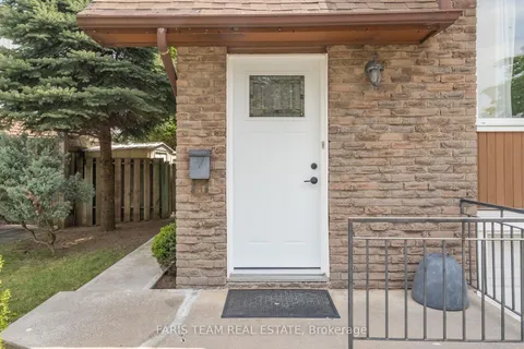 7124 Cadiz Crescent, ON L5N 1Y4