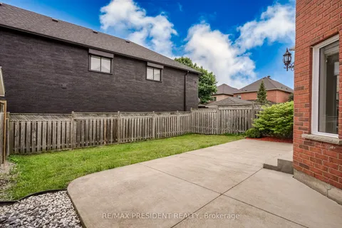 13 Tarquini Crescent, ON L7E 2V8