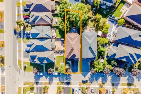 3838 Larisa Grove, ON L5M 7X9