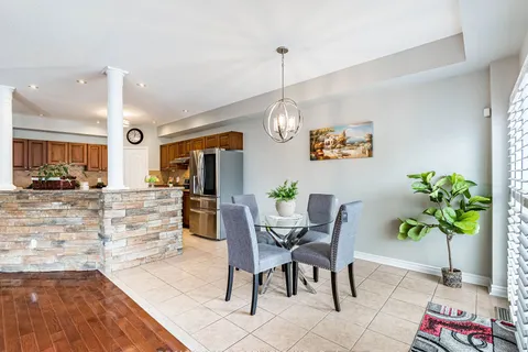 7241 Milano Court, ON L5W 0A2