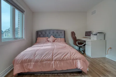 43 Puffin Crescent, ON L6R 4C3
