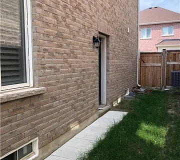 15 Zanetta Crescent, ON L6Y 6A3