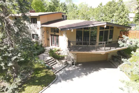1557 Calumet Place, ON L5J 3B1