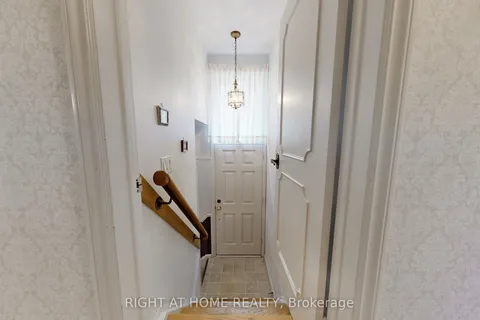 1159 Glengrove Avenue, ON M6B 2K5