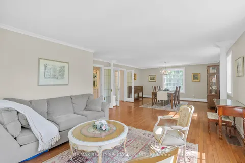 1690 Sherway Drive, ON L4X 1C7