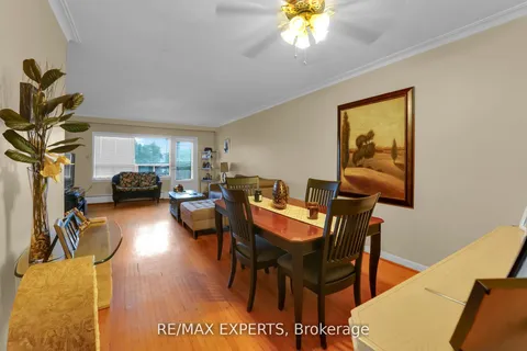 44 Elway Court, ON M6B 2N8
