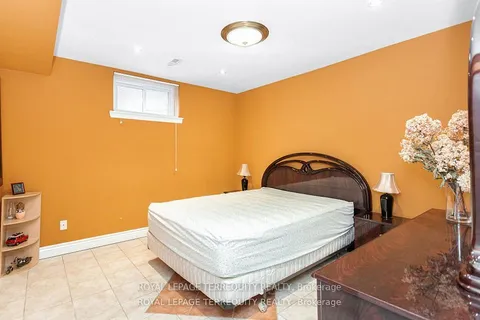 1714 Globe Court, ON L5L 3G5
