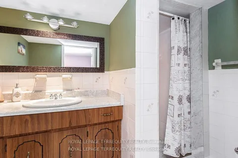 1714 Globe Court, ON L5L 3G5