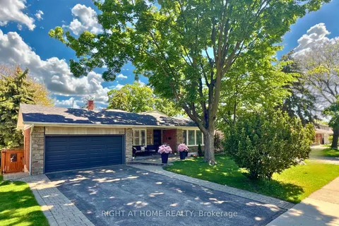 3273 Grassfire Crescent, ON L4Y 3J8