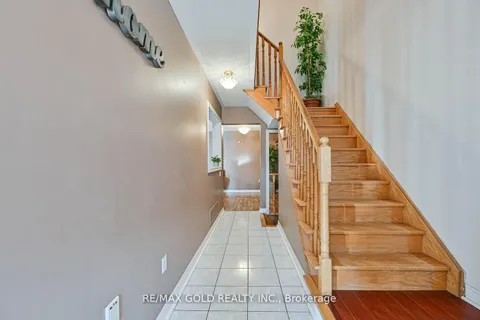 138 Pressed Brick Drive, ON L6V 4K3