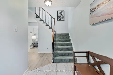 40 Crenshaw Court, ON L6Z 1W9