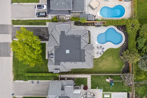 331 Sandlewood Road, ON L6L 3R9