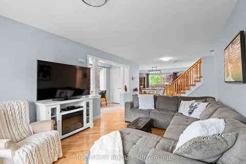 12 Clarke Avenue, ON L9W 5J6