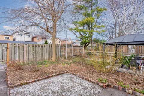 1126 Dovercourt Road, ON M6H 2X9