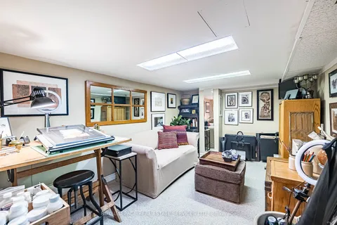 83 Fourth Street, Toronto, ON M8V 2Y4