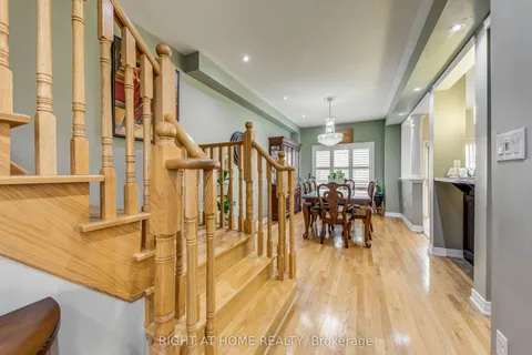 24 Lou Pomanti Street, ON M9M 0C2