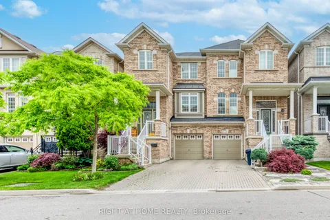 24 Lou Pomanti Street, ON M9M 0C2