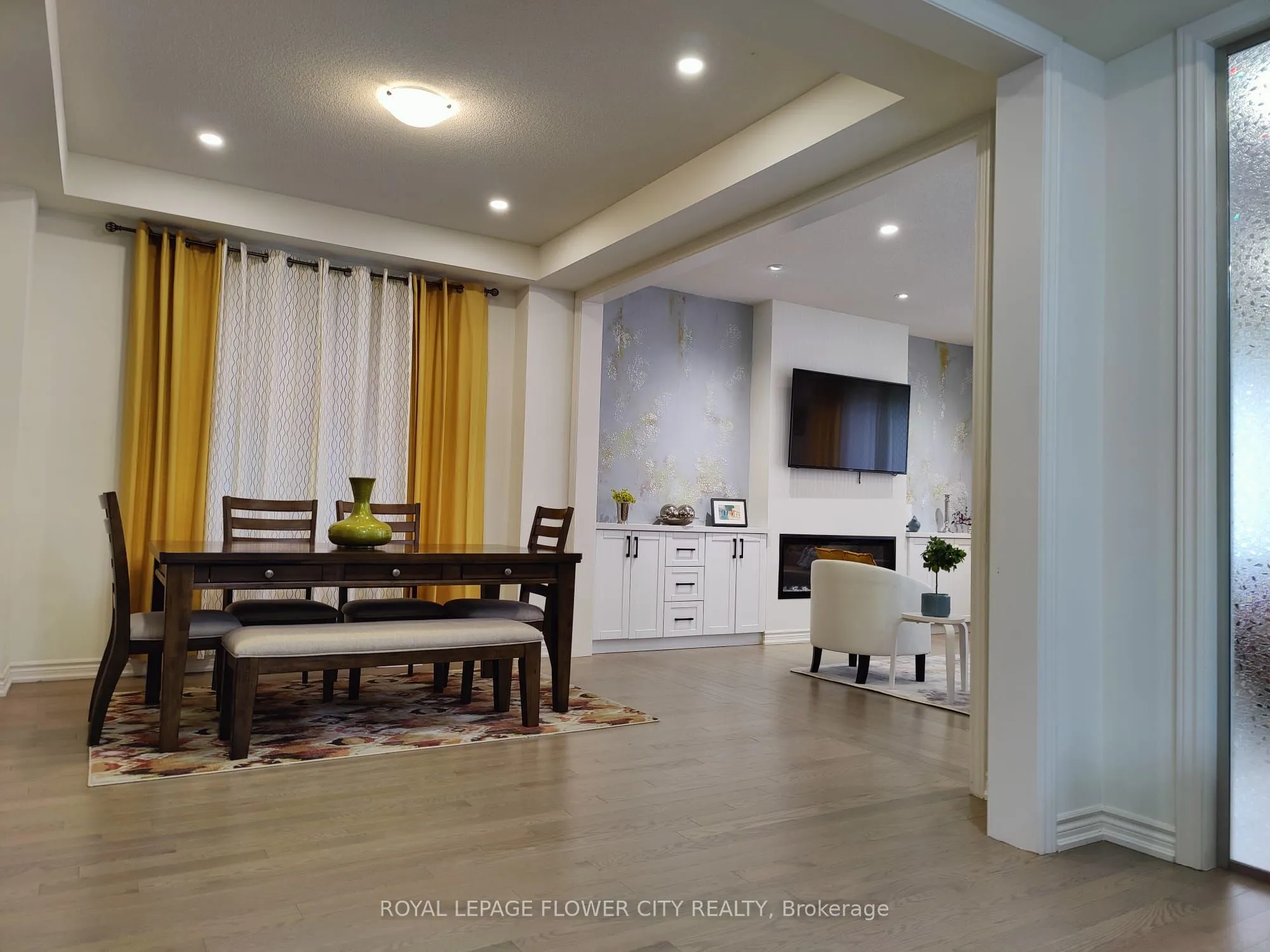 360 Valleyway Drive, ON L6S 5S7