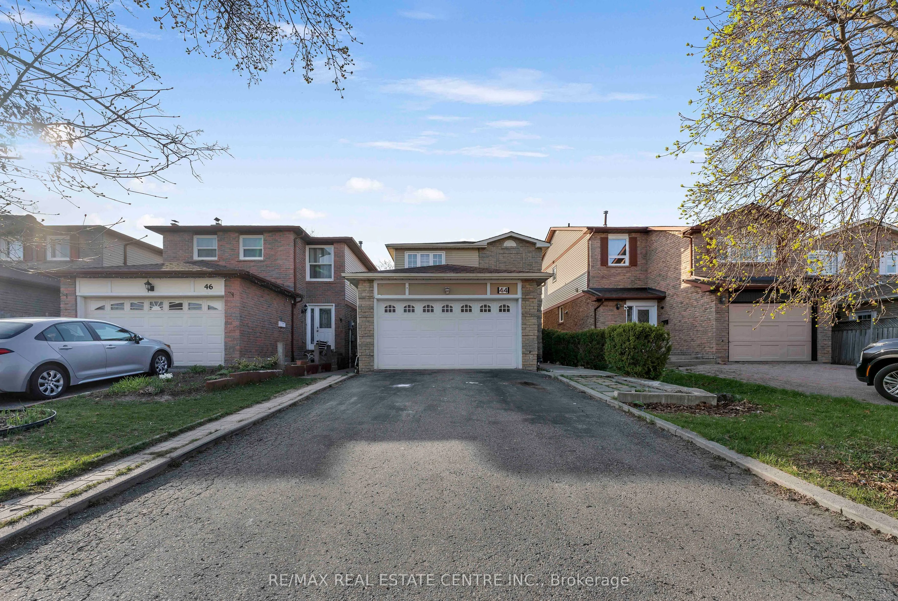 44 Abelard Avenue, ON L6Y 2K8