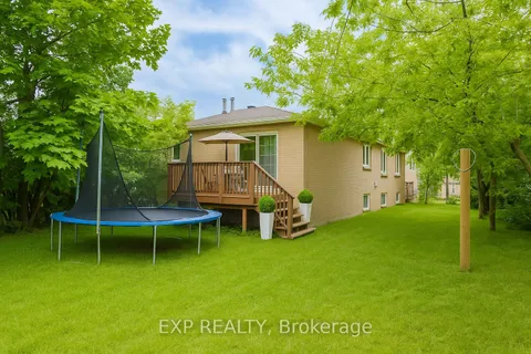 7335 Darcel Avenue, ON L4T 2X4