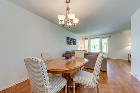 2768 Bucklepost Crescent, ON L5N 1X5