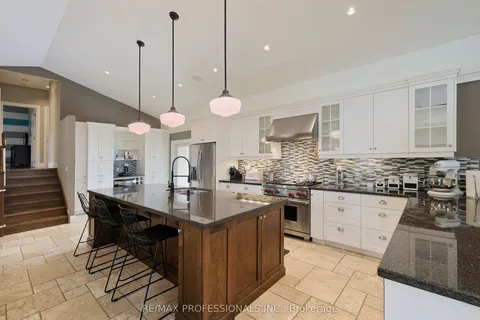 321 Wendy Lane, ON L6L 4P9