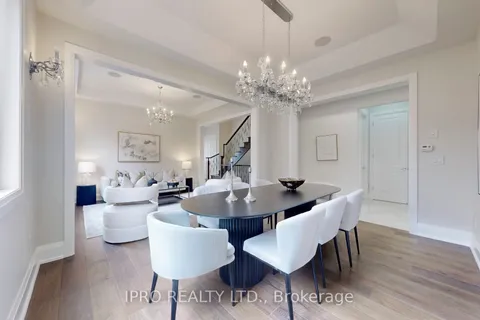 5199 Symphony Court, Mississauga, ON L5M 2M9