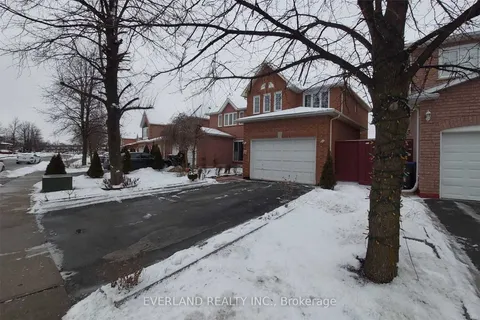 17 Letty Avenue, Brampton, ON L6Y 4T5