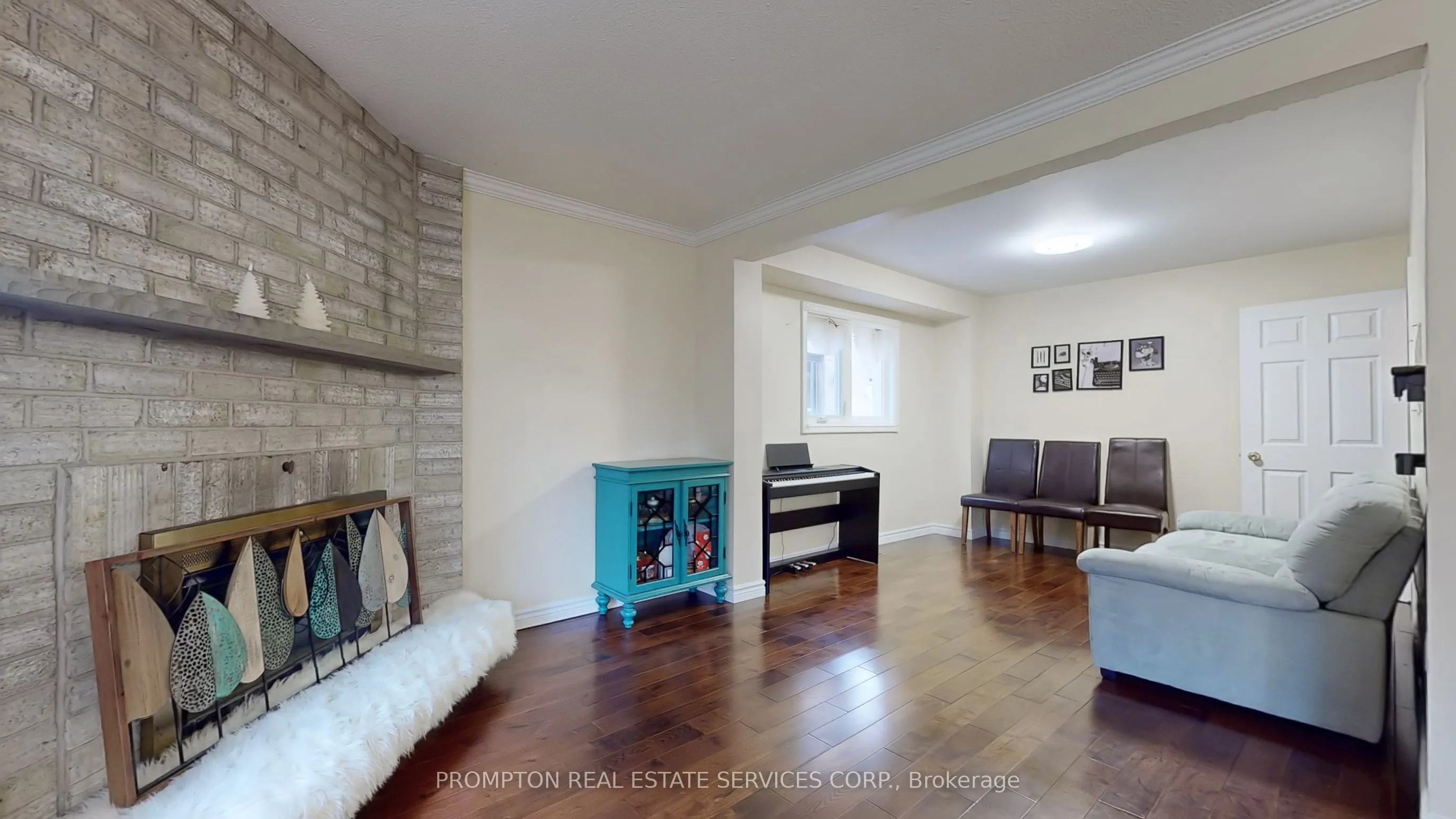 409 Silverthorne Crescent, Mississauga, ON L5R 1W1