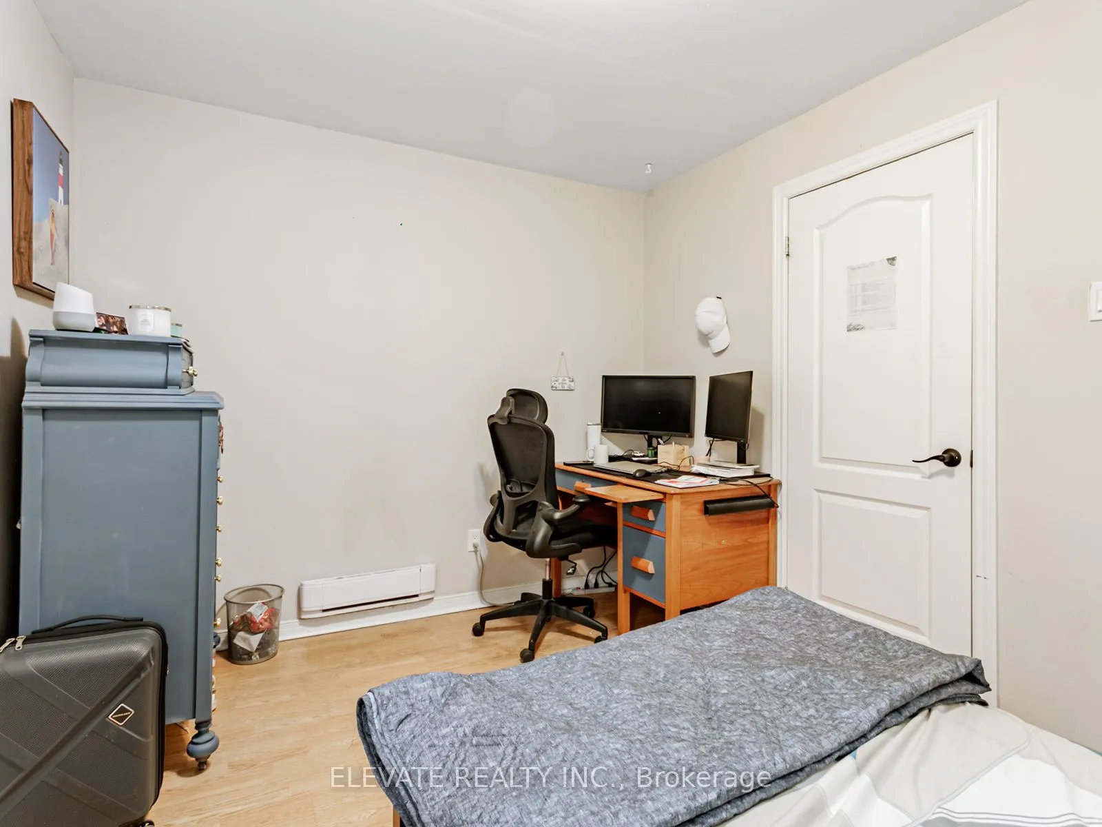100 Edwin Avenue, ON M6P 3Z7