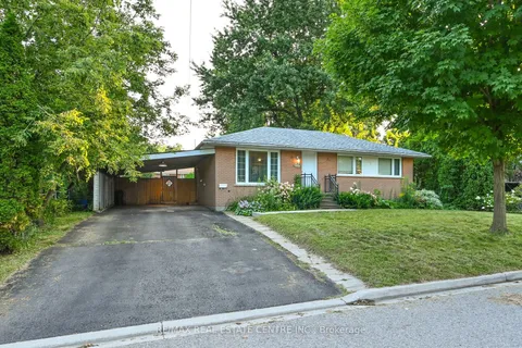 56 William Street, ON L9W 2R9