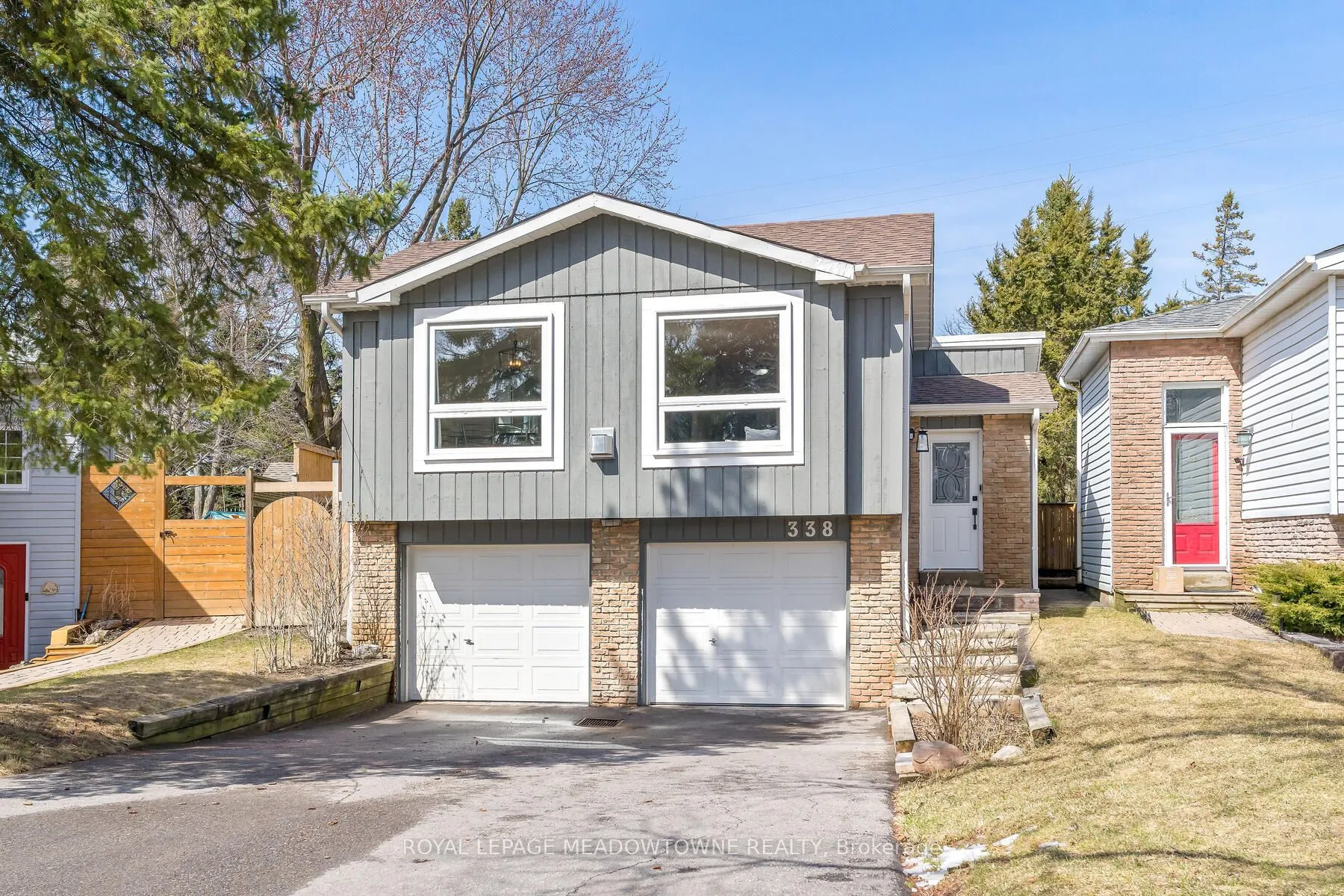 338 Whitehead Crescent, ON L7E 3Y4