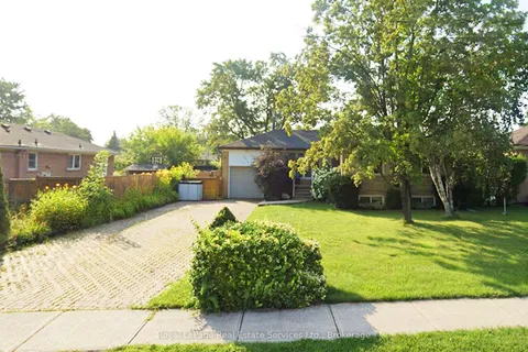 2072 Bridge Road, ON L6L 2E9