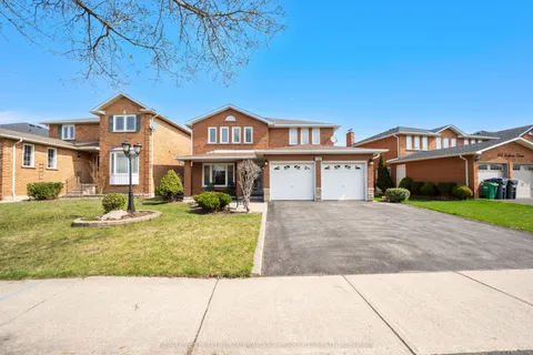 157 Sunforest Drive, ON L6Z 4B7