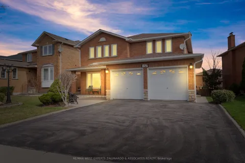 157 Sunforest Drive, ON L6Z 4B7
