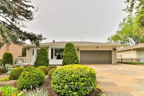 2765 Bushland Crescent, ON L5J 1X8