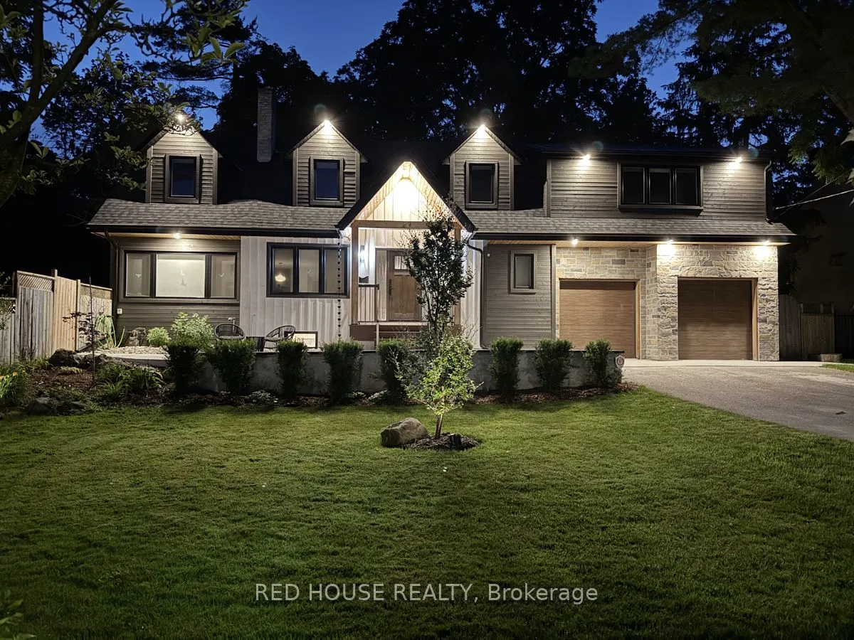 29 Pinewood Trail, ON L5G 2L2