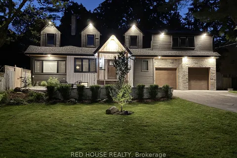 29 Pinewood Trail, ON L5G 2L2