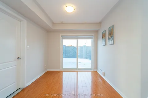 72 Colonel Frank Ching Crescent, ON L6Y 5W4