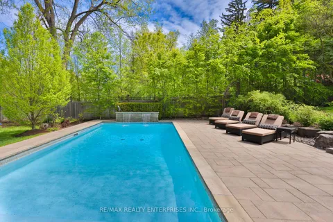 1215 Indian Road, ON L5H 1R8