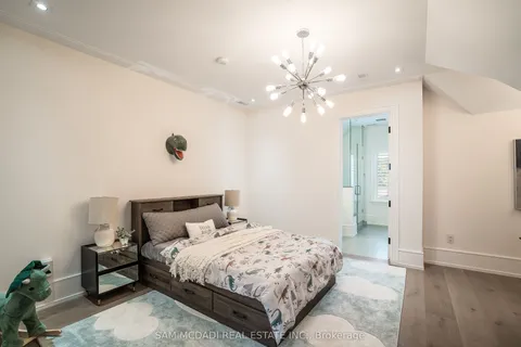 231 Wedgewood Drive, ON L6J 4R6