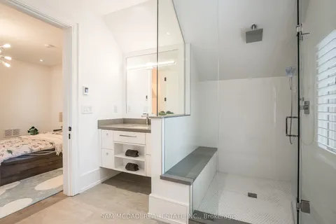 231 Wedgewood Drive, ON L6J 4R6