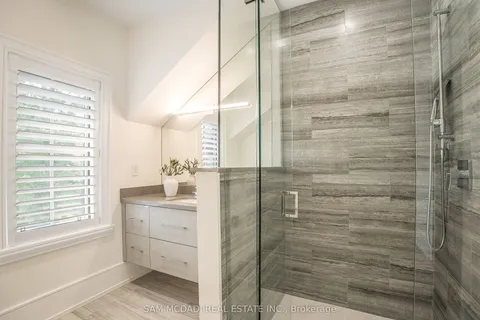 231 Wedgewood Drive, ON L6J 4R6