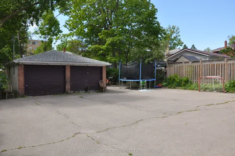 15 Muskoka Avenue, ON M8W 1H4