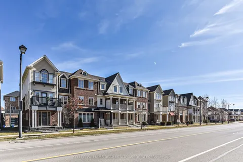 647 Scott Boulevard, ON L9T 0P2