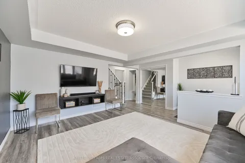 647 Scott Boulevard, ON L9T 0P2
