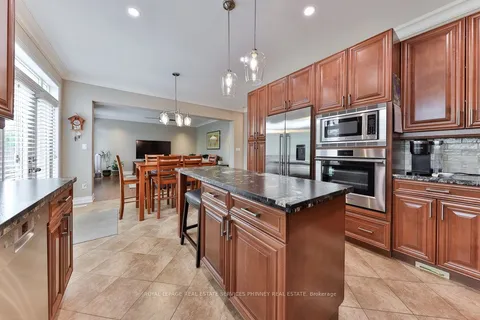 3260 Ribble Crescent, ON L6M 0B1