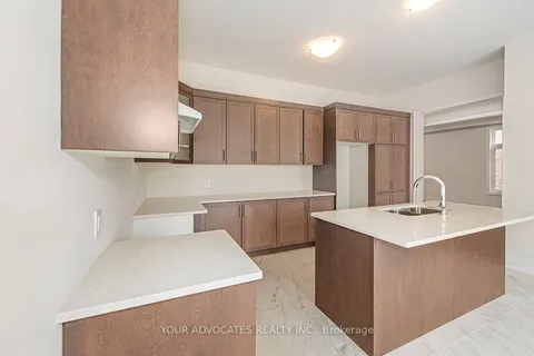 83 James Walker Avenue, ON L7C 4N1