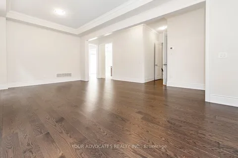 83 James Walker Avenue, ON L7C 4N1