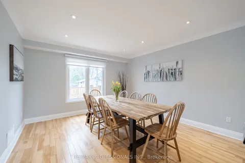 4199 Gayling Gardens, ON L5L 1Z8